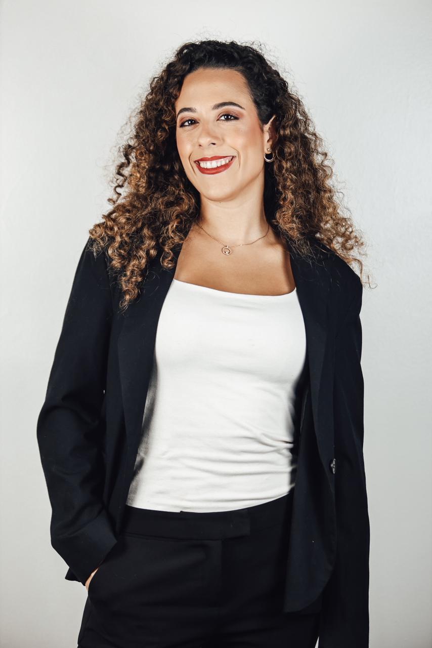 Dra. Bruna Menezes, advogada criminalista